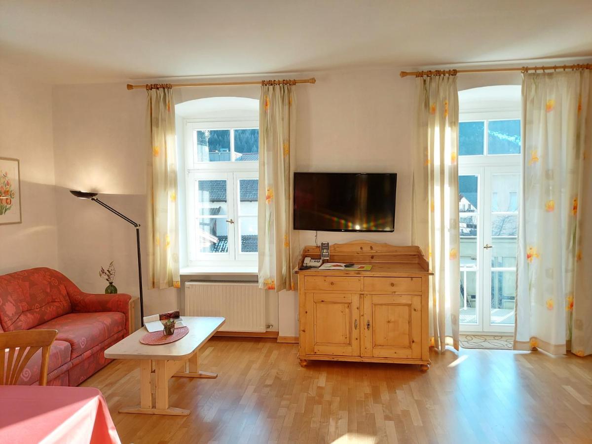 كولّي إيساركو Residence Zum Theater المظهر الخارجي الصورة